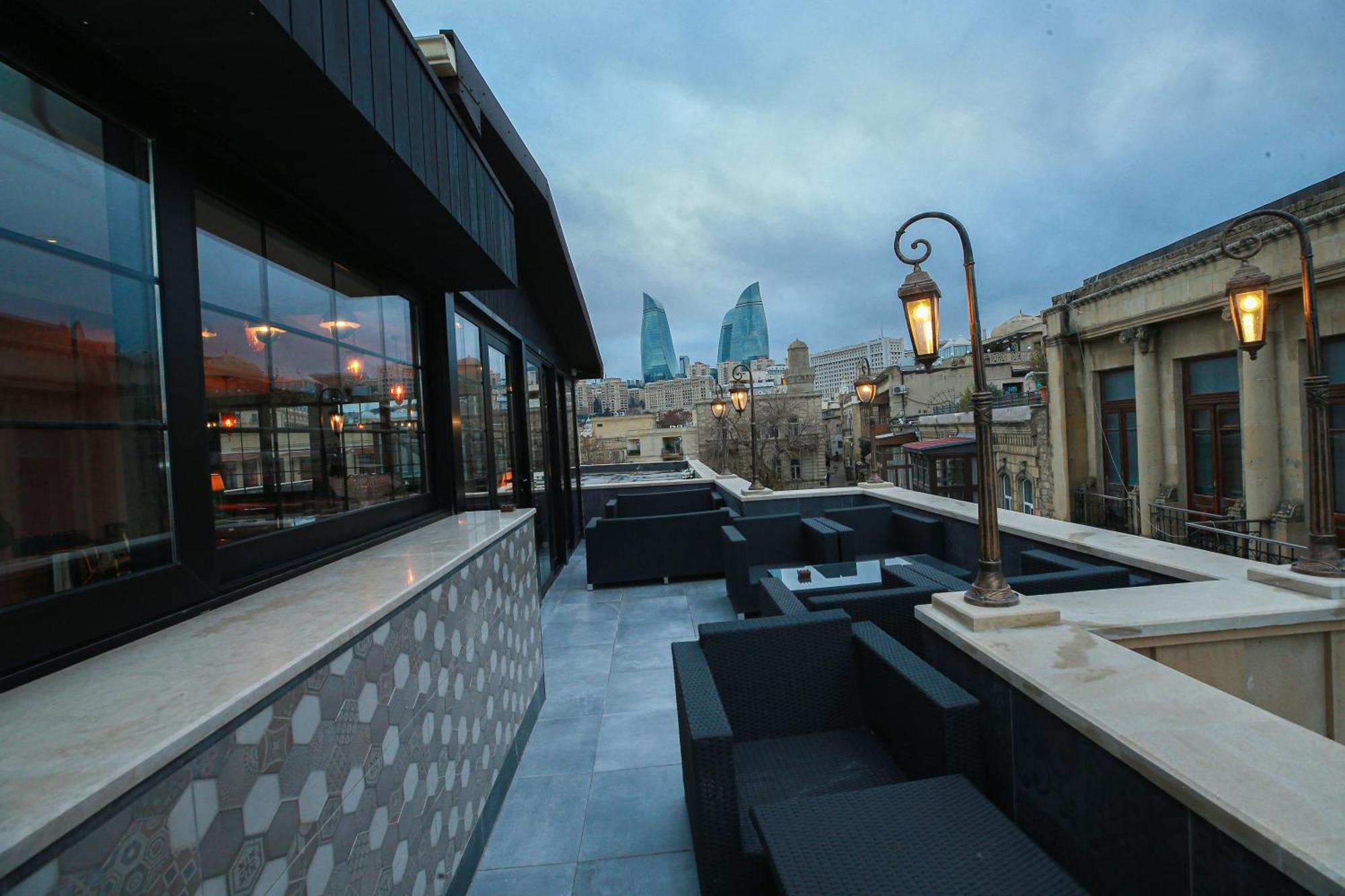 West Inn Hotel & Restaurant Nz Baku Exterior foto